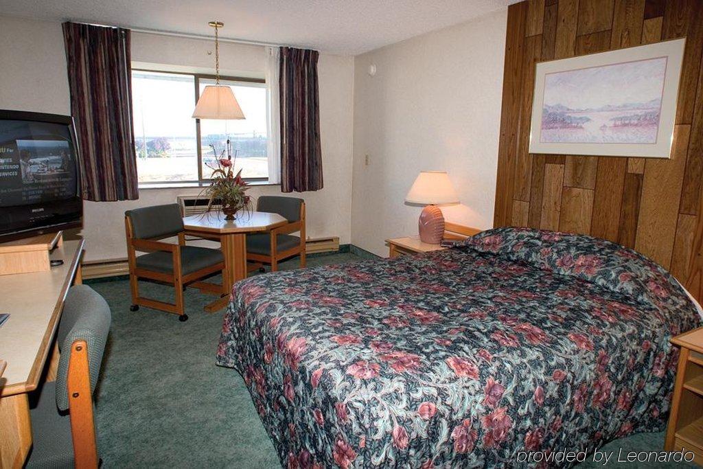 Nampa Inn & Suites Oda fotoğraf